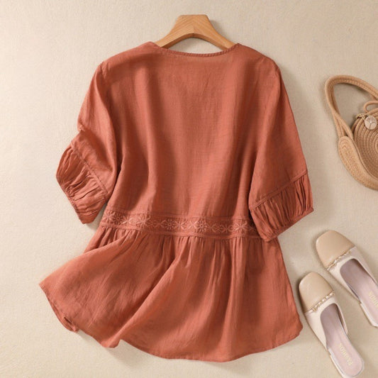Vélemor | Bestickte Bluse mit ausgestelltem Schnitt