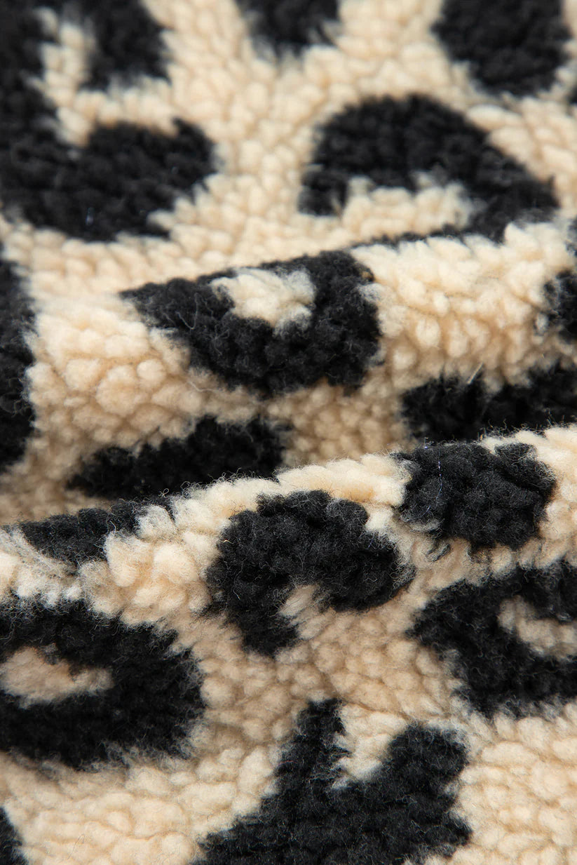 ASTRID™ | EL CHALECO DE PUNTO DE LEOPARDO