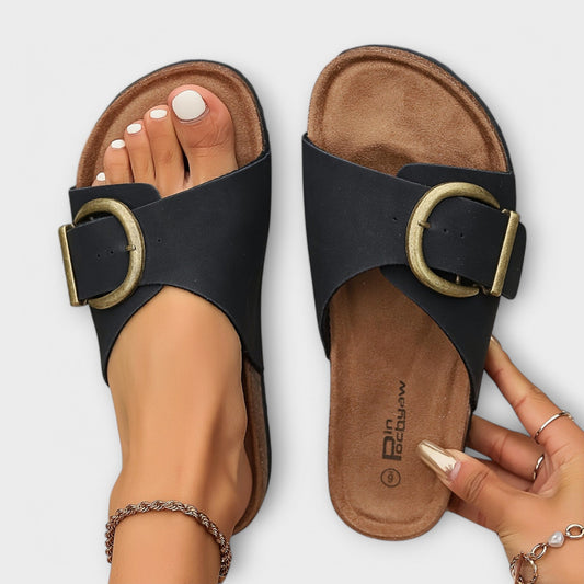 Sandalias Margie de corcho con diseño de hebilla