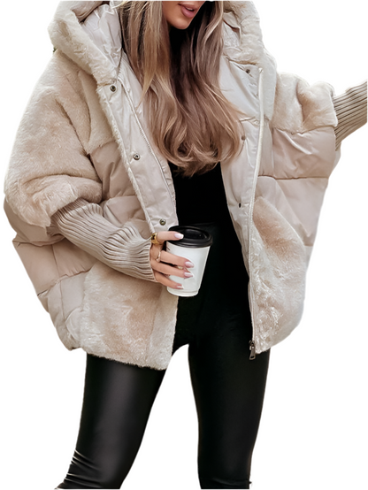 MILE | ABRIGO DE PIEL CON CAPUCHA