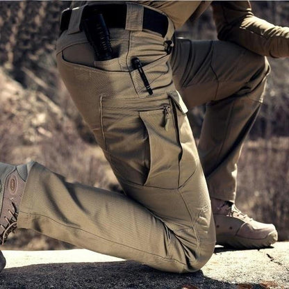 Pantalón multifuncional impermeable