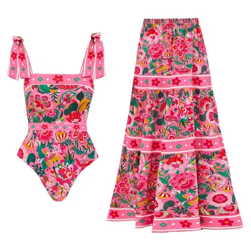 Conjunto de traje de baño de dos piezas con estampado floral y pajarita