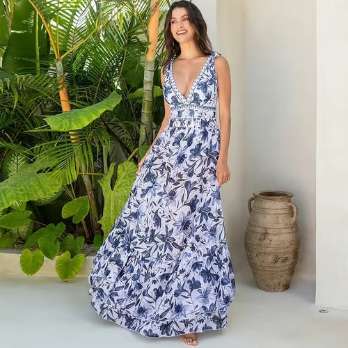 Traje de baño de una pieza con estampado floral y falda para mujer de SerenaLuxe
