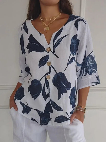 LAURITA - CAMISA ESTAMPADA CON CUELLO V