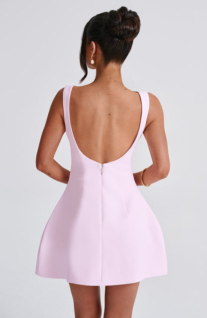 Mónica - Mini vestido de espalda abierta