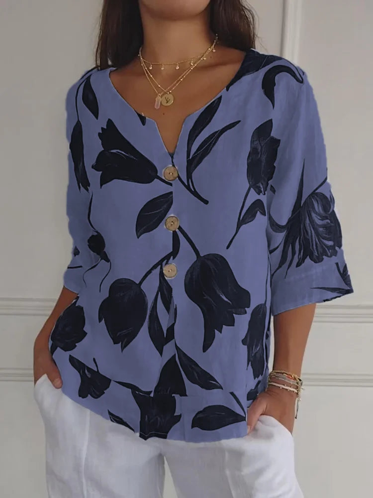 LAURITA - CAMISA ESTAMPADA CON CUELLO V